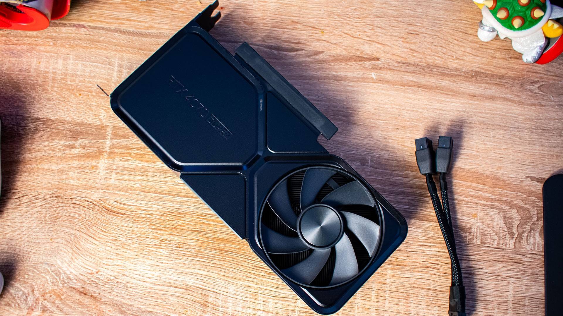 RTX 4070 スーパーパッケージング